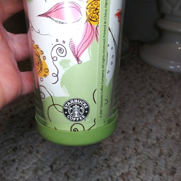 Starbucks 2007 Kids Green & Floral Print Insulated Plastic Travel Mug - Picture 7 of 10